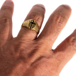 MEDIUM CROSS RING | BRASS