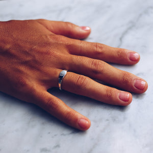 MINIMAL GEOMETRIC RING | 925 STERLING SILVER - JewelryLab